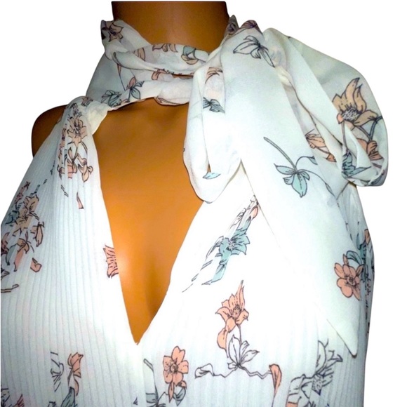1.STATE FLORAL-PRINT PLEATED HALTER TOP SLEEVELESS COLLARLESS CREAM COLOR SIZE M - Picture 4 of 14